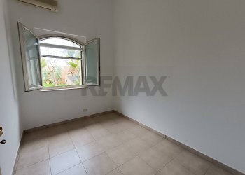 Stanza vuota - Villa S. Lorenzo Strada V
 
35, Noto - foto 19