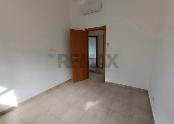 Stanza vuota - Villa S. Lorenzo Strada V
 
35, Noto - foto 20