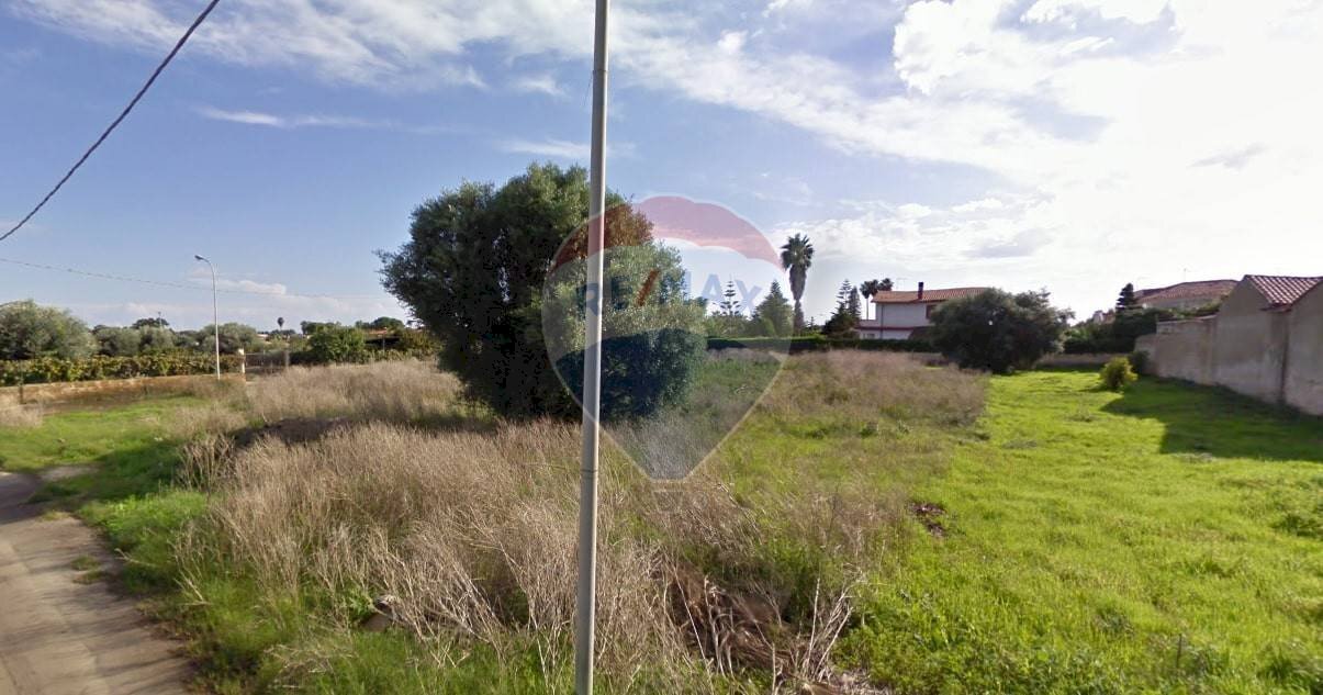 Giardino - Terreno edificabile VIA FILICUDI
 
sn, Siracusa - foto 1