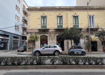 Edificio all\'aperto - Attività Commerciale Corso Gelone, Siracusa - foto 3