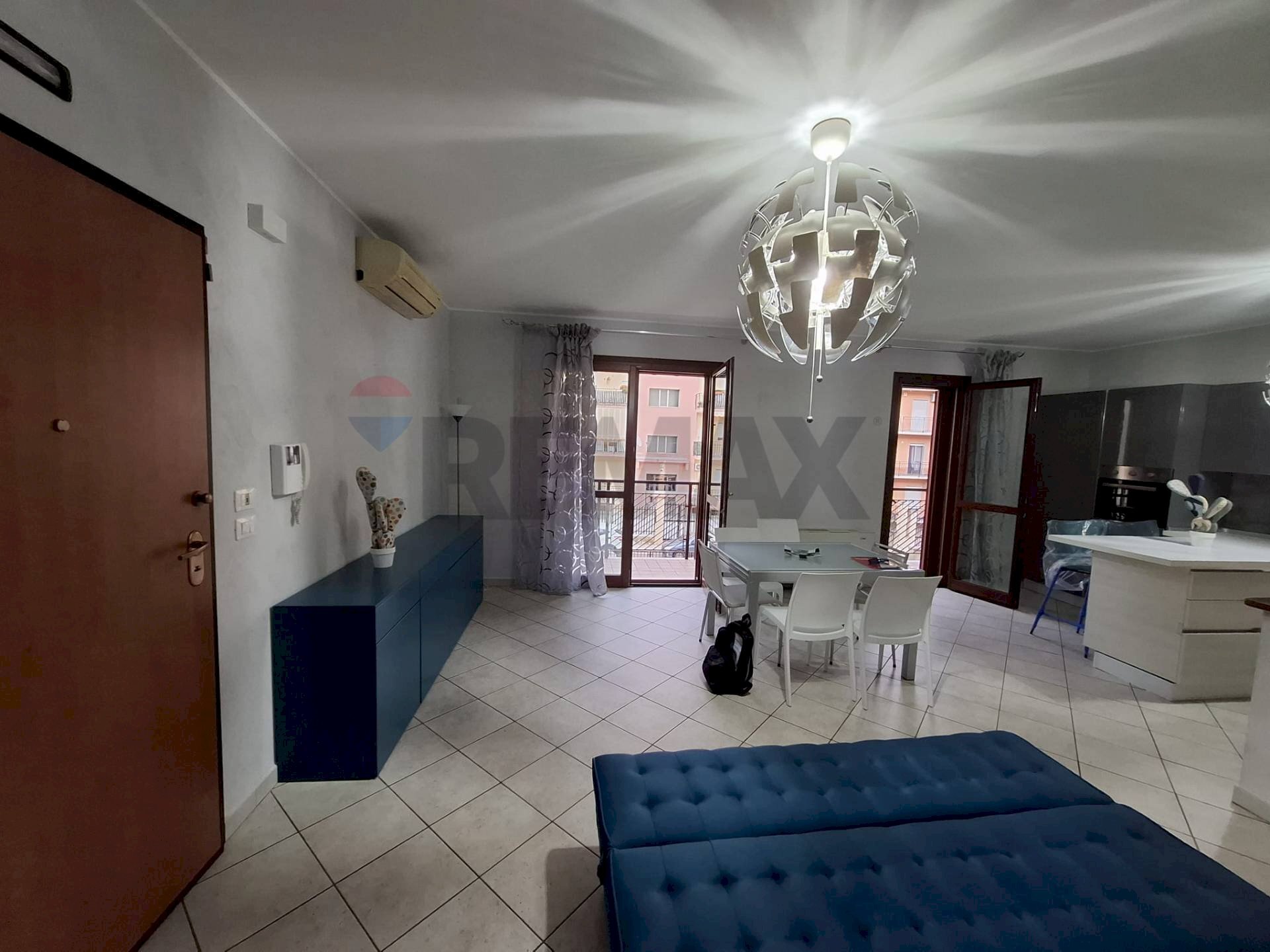 Sala da pranzo - Trilocale Via Leonardo Sciascia
 
13, Floridia - foto 3