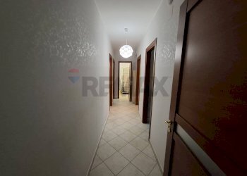 Hall / corridoio - Trilocale Via Leonardo Sciascia
 
13, Floridia - foto 9