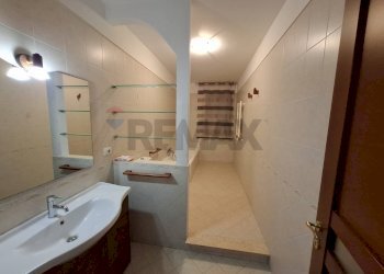 Bagno - Trilocale Via Leonardo Sciascia
 
13, Floridia - foto 14