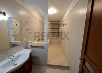 Bagno - Trilocale Via Leonardo Sciascia
 
13, Floridia - foto 15