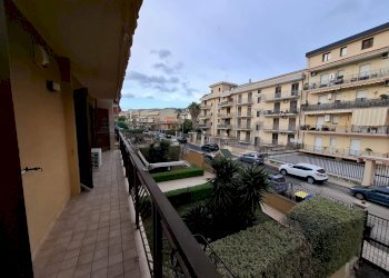 Balcone - Trilocale Via Leonardo Sciascia
 
13, Floridia - foto 18