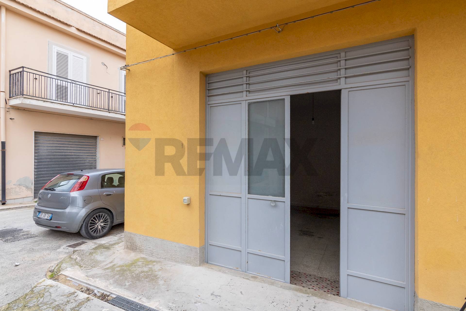 Edificio all\'aperto - Independent house Via Giovanni Pascoli
 
11, Rosolini - photo 3