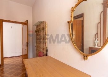 Hall / corridoio - Casa indipendente Via Giovanni Pascoli
 
11, Rosolini - foto 6