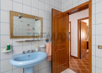 Bagno - Casa indipendente Via Giovanni Pascoli
 
11, Rosolini - foto 13