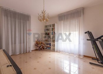 Soggiorno - Casa indipendente Via Giovanni Pascoli
 
11, Rosolini - foto 26