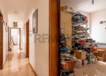 Hall / corridoio - Casa indipendente Via Giovanni Pascoli
 
11, Rosolini - foto 35