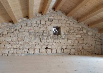 Dettagli - Casa indipendente via Vanella 43, Modica - foto 3