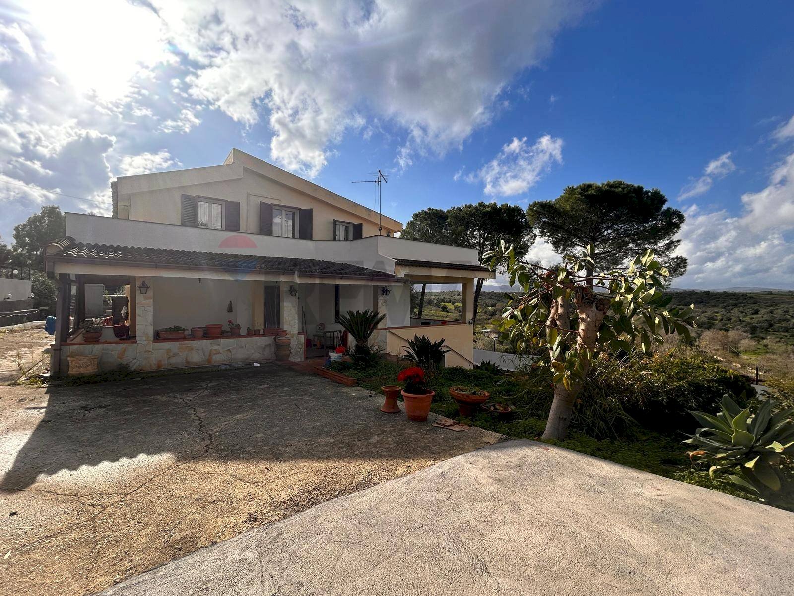 Casa all\'aperto - Villa CONTRADA FERRANTE POLICARETTO
 
SN, Augusta - foto 1