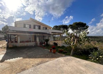 Casa all\'aperto - Villa CONTRADA FERRANTE POLICARETTO
 
SN, Augusta - foto 1