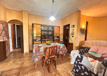 Sala da pranzo - Villa CONTRADA FERRANTE POLICARETTO
 
SN, Augusta - foto 5