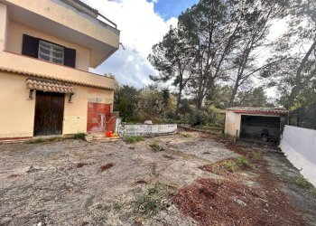 Casa all\'aperto - Villa CONTRADA FERRANTE POLICARETTO
 
SN, Augusta - foto 32