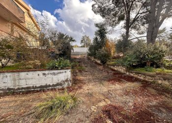 Giardino - Villa CONTRADA FERRANTE POLICARETTO
 
SN, Augusta - foto 34