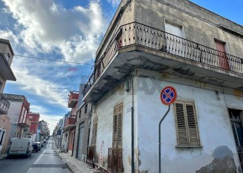 Edificio all\'aperto - Casa indipendente Via Giacomo dei Medici
 
84, Pachino - foto 5