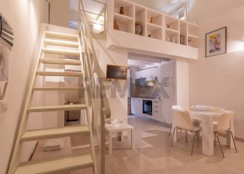 Scale - Bilocale C.M. AREZZO
 
1, Siracusa - foto 1