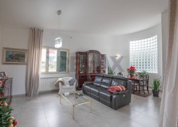 Soggiorno - Villa rapisardi
 
1, Melilli - foto 8