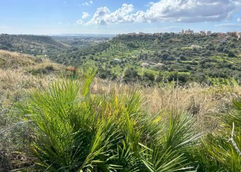 Vista delle montagne - Terreno edificabile Bochini-Meti, Avola - foto 7