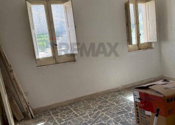 Stanza vuota - Independent house via garofalo
 
5, Melilli - photo 32