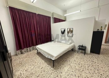 Camera / camera da letto - Locale Commerciale Via Dello Stadio
 
5, Pachino - foto 6