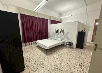 Camera / camera da letto - Locale Commerciale Via Dello Stadio
 
5, Pachino - foto 10