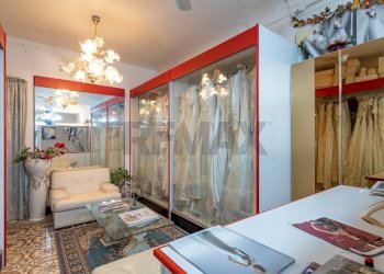 Soggiorno - Negozio via maestranza
 
31, Palazzolo Acreide - foto 16