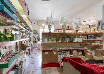 Dispensa di stoccaggio - Negozio via maestranza
 
31, Palazzolo Acreide - foto 27