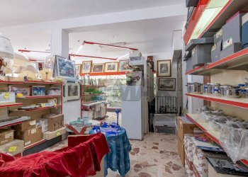 Dispensa di stoccaggio - Negozio via maestranza
 
31, Palazzolo Acreide - foto 29