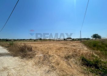 Vista delle montagne - Agricultural land Pachino - photo 1
