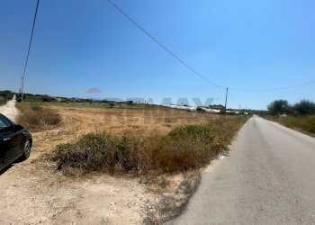 Vista delle montagne - Agricultural land Pachino - photo 2