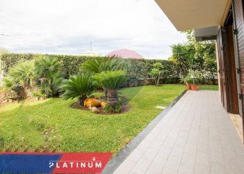 Giardino - Villa via enrico di luciano
 
1, Siracusa - foto 10
