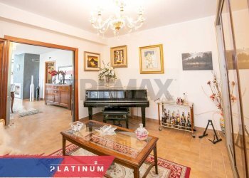 Soggiorno - Villa via enrico di luciano
 
1, Siracusa - foto 39