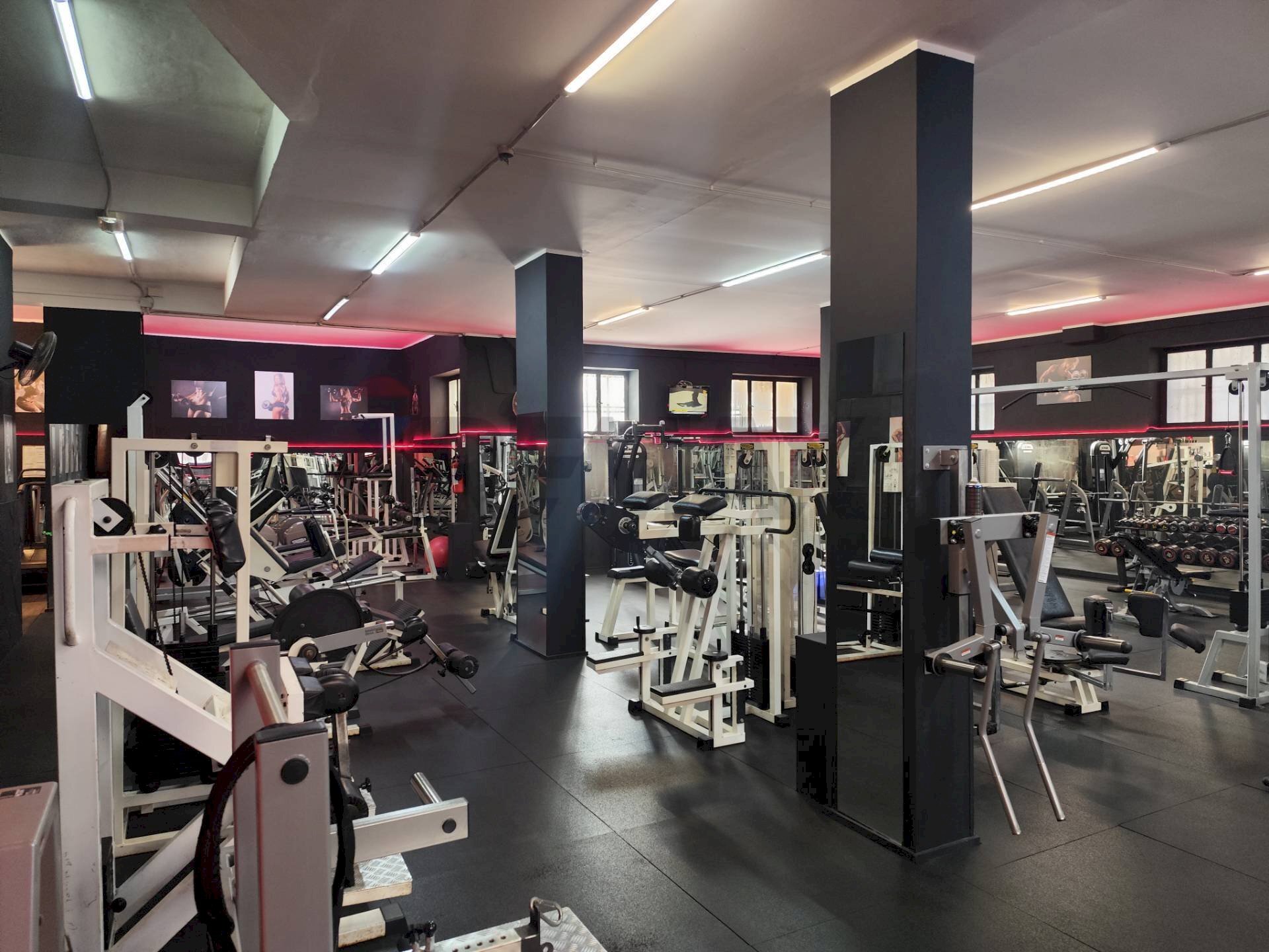 Palestra - Commercial Activity via sebastiano agati, Siracusa - photo 1