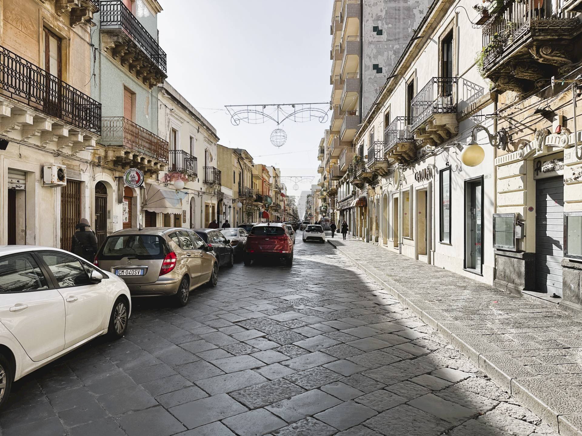 Edificio all\'aperto - Commercial Premises via principe umberto
213, Augusta - photo 3