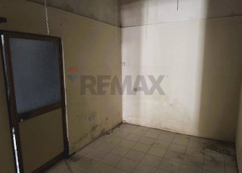 Stanza vuota - Locale Commerciale via principe umberto
 
213, Augusta - foto 9