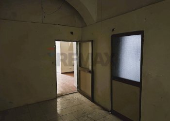 Stanza vuota - Locale Commerciale via principe umberto
 
213, Augusta - foto 10