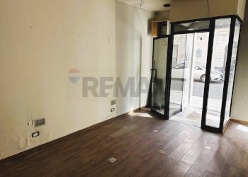 Stanza vuota - Locale Commerciale via principe umberto
 
213, Augusta - foto 12