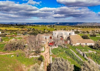 Vista delle montagne - Rustico C.da Commaldo Superiore, Rosolini - foto 37