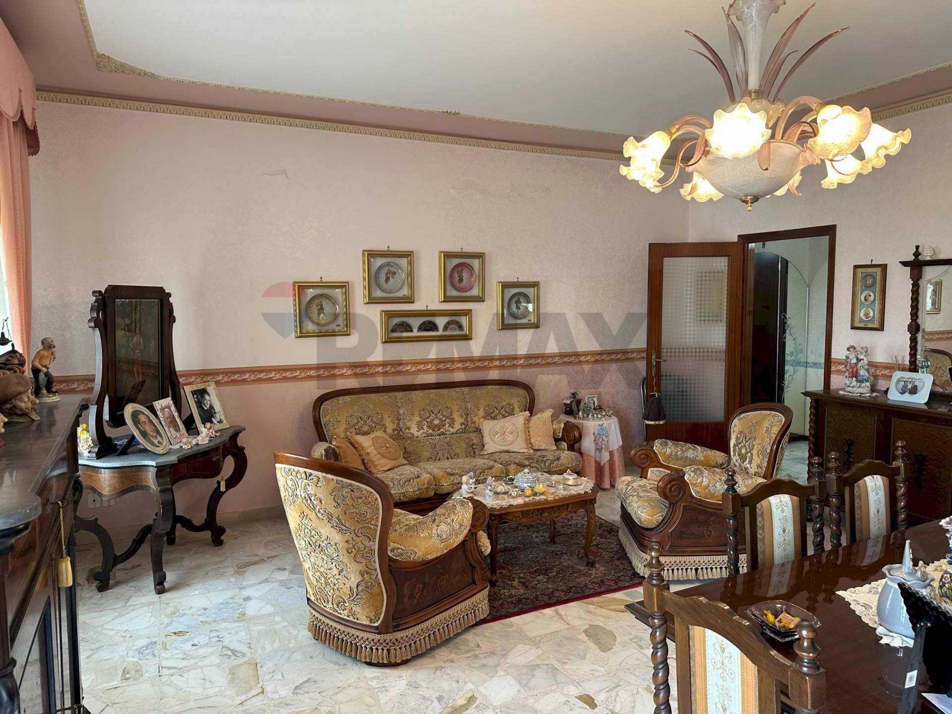 Sala da pranzo - Four-room apartment Viale dei comuni
 
131, Siracusa - photo 2