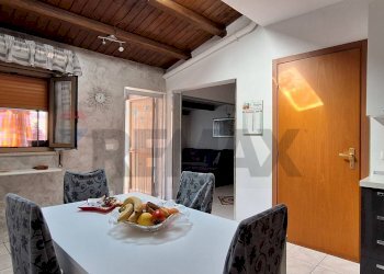 Sala da pranzo - Appartamento Via U. Foscolo
 
37, Pachino - foto 1