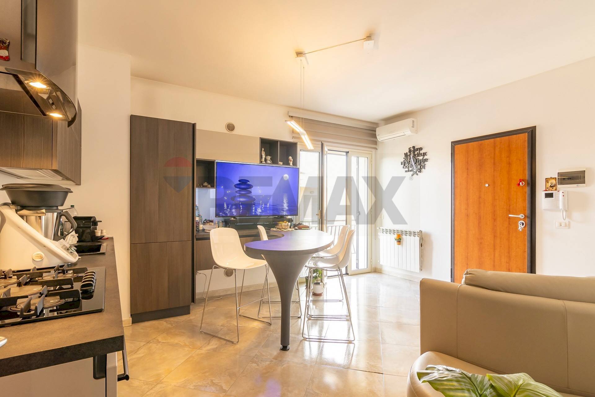 Sala da pranzo - Four-room apartment Via Edmondo De Amicis
 
56, Floridia - photo 3