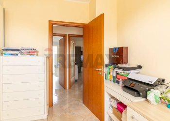 Camera / camera da letto - Quadrilocale Via Edmondo De Amicis
 
56, Floridia - foto 9