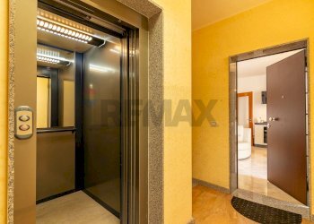 Hall / corridoio - Quadrilocale Via Edmondo De Amicis
 
56, Floridia - foto 18