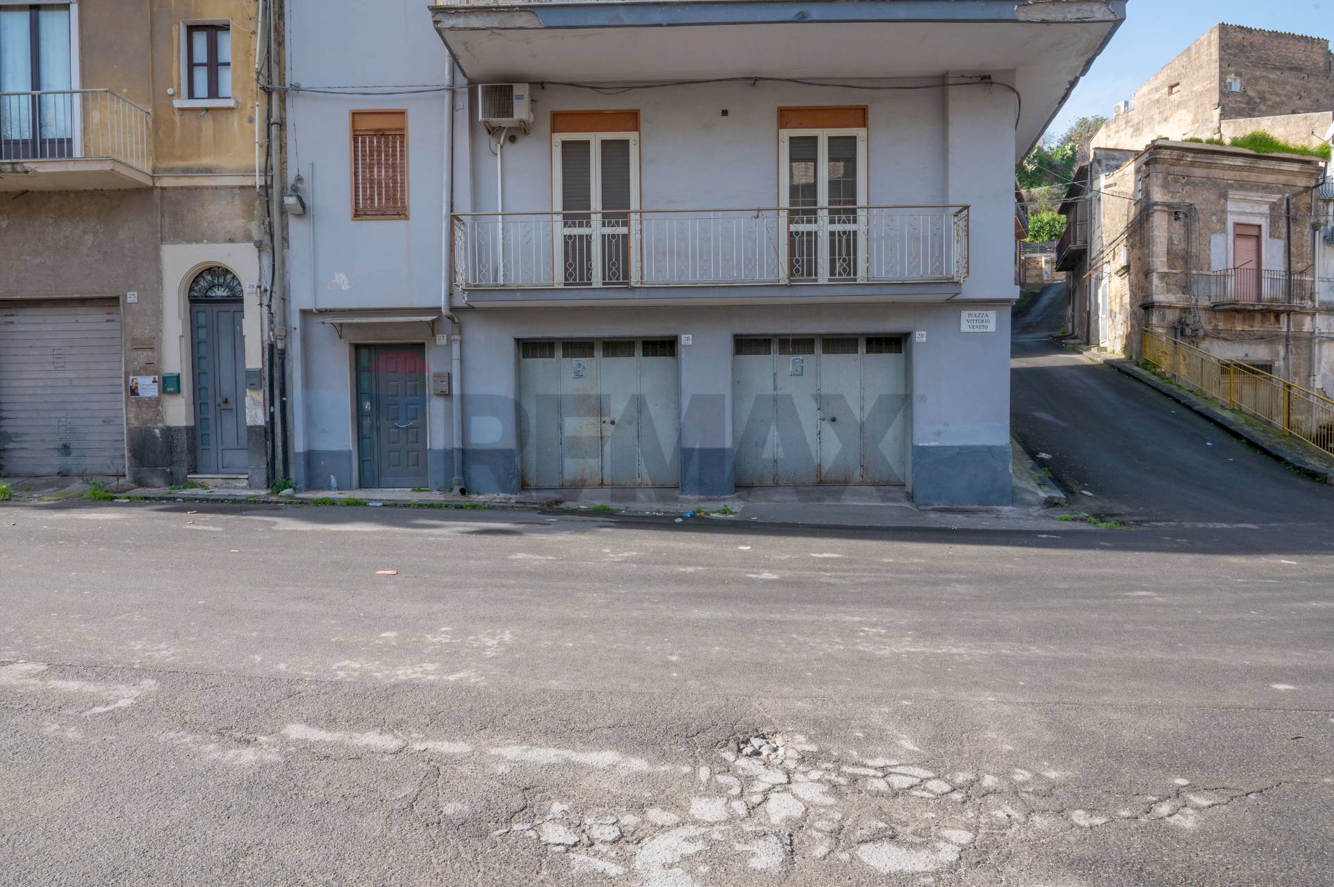 Edificio all\'aperto - Independent house Piazza Vittorio Veneto
 
28, Lentini - photo 2