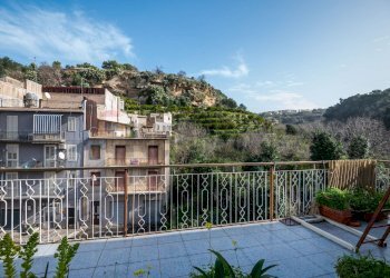 Balcone - Independent house Piazza Vittorio Veneto
 
28, Lentini - photo 44