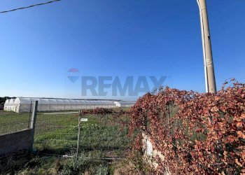 Vista delle montagne - Agricultural land Pachino - photo 1