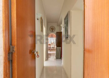 Hall / corridoio - Casa semi indipendente Via Svizzera
 
42 - 44, Siracusa - foto 3