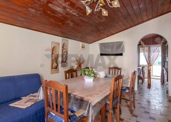 Sala da pranzo - Casa semi indipendente Via Svizzera
 
42 - 44, Siracusa - foto 8